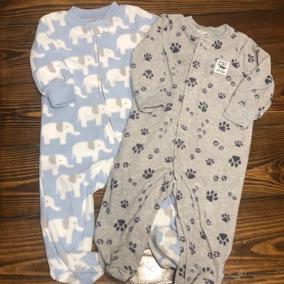 Carters Baby Boys 2 Brand New 6 Month Sleepers - Picture 1 of 7